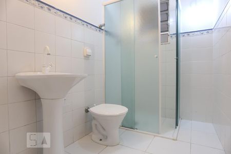 Banheiro de apartamento para alugar com 3 quartos, 103m² em Vila Lageado, São Paulo