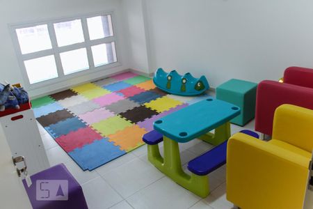 Apartamento para alugar com 40m², 1 quarto e sem vagaPlayground