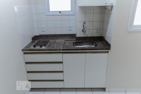 Cozinha de apartamento para alugar com 1 quarto, 40m² em República, São Paulo