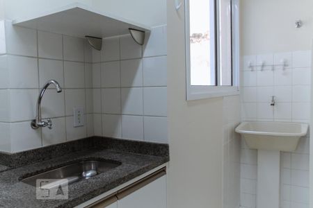 Cozinha e Área de Serviço de apartamento para alugar com 1 quarto, 40m² em República, São Paulo
