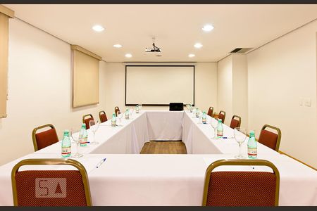 Studio à venda com 34m², 1 quarto e 1 vagaSalão