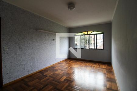 Sala de casa à venda com 3 quartos, 224m² em Vila Vasconcelos, São Paulo