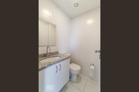 Apartamento para alugar com 139m², 3 quartos e 2 vagas Apartamento para alugar com 139m², 3 quartos e 2 vagasLavabo