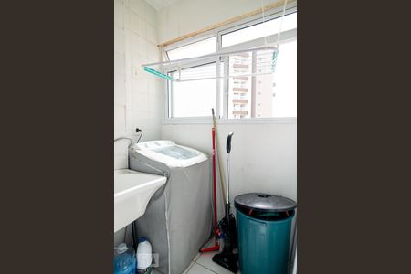 Apartamento para alugar com 58m², 2 quartos e 1 vagaÁrea de Serviço