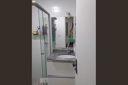 Banheiro de apartamento à venda com 1 quarto, 49m² em Lauzane Paulista, São Paulo
