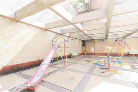 Apartamento à venda com 52m², 2 quartos e 1 vagaÁrea Comum - Playground