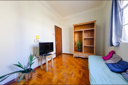Sala de apartamento para alugar com 2 quartos, 73m² em Nova Suíssa, Belo Horizonte