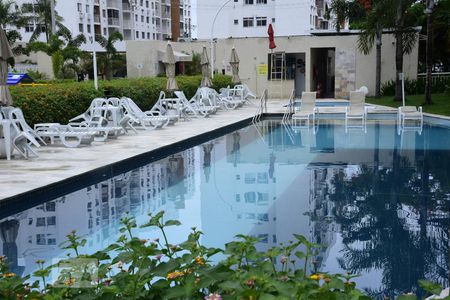 Apartamento para alugar com 49m², 2 quartos e 1 vagaÁrea comum - Piscina