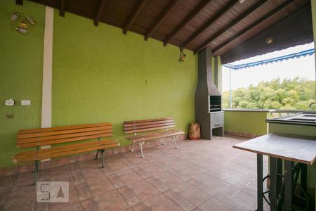 Casa de condomínio à venda com 117m², 5 quartos e 2 vagasChurrasqueira