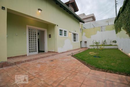 Casa de condomínio à venda com 117m², 5 quartos e 2 vagasQuintal da Frente