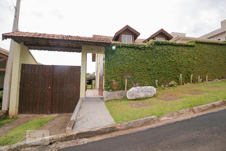 Casa de condomínio à venda com 117m², 5 quartos e 2 vagasFachada