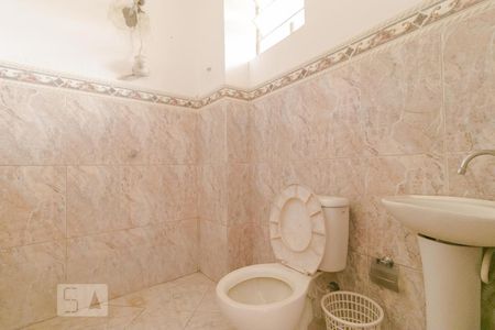 Casa de condomínio à venda com 117m², 5 quartos e 2 vagasBanheiro da Suite 02