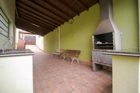 Casa de condomínio à venda com 117m², 5 quartos e 2 vagasChurrasqueira