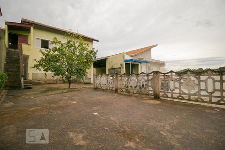 Casa de condomínio à venda com 117m², 5 quartos e 2 vagasQuintal