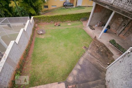 Casa de condomínio à venda com 117m², 5 quartos e 2 vagasQuintal