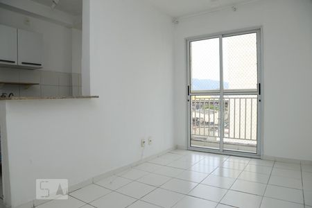 Sala de apartamento à venda com 2 quartos, 48m² em São Cristóvão, Rio de Janeiro