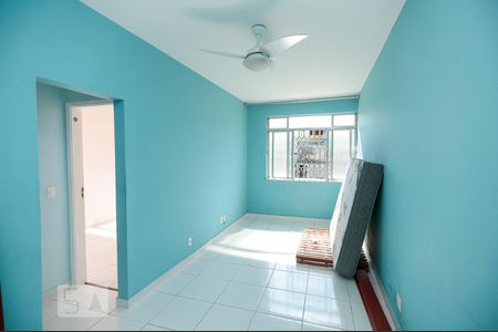 Sala de apartamento para alugar com 2 quartos, 50m² em Piedade, Rio de Janeiro