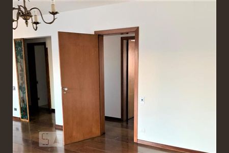 Apartamento à venda com 200m², 3 quartos e 2 vagas Apartamento à venda com 200m², 3 quartos e 2 vagasSala