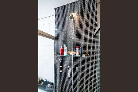 Casa à venda com 332m², 4 quartos e 4 vagasBanheiro Suíte Master