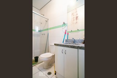 Casa à venda com 332m², 4 quartos e 4 vagasBanheiro Suíte 1