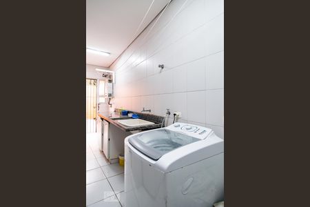 Casa à venda com 332m², 4 quartos e 4 vagasÁrea de serviço