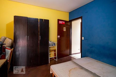 Casa à venda com 332m², 4 quartos e 4 vagasSuíte 3