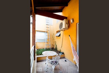 Casa à venda com 332m², 4 quartos e 4 vagasVaranda Suíte Master