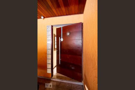 Casa à venda com 332m², 4 quartos e 4 vagasEntrada