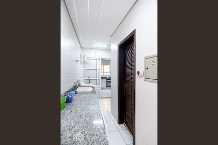 Casa à venda com 332m², 4 quartos e 4 vagasÁrea de serviço