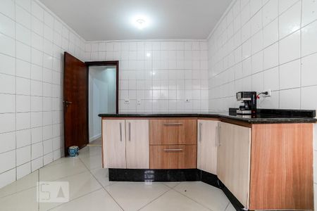 Casa à venda com 135m², 2 quartos e 2 vagas Casa à venda com 135m², 2 quartos e 2 vagasCozinha