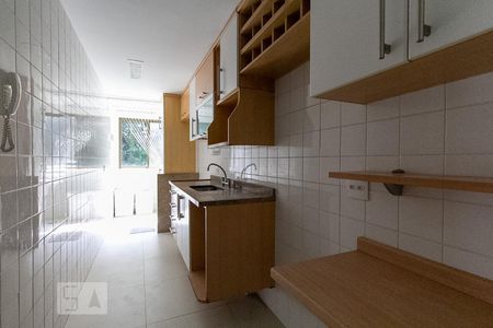 Apartamento à venda com 67m², 2 quartos e 1 vagaCozinha