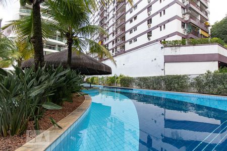 Apartamento à venda com 67m², 2 quartos e 1 vagaÁrea comum - Piscina