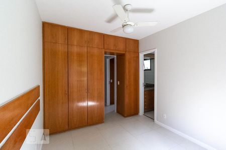 Apartamento à venda com 67m², 2 quartos e 1 vagaSuite