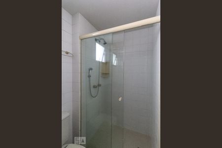 Apartamento à venda com 67m², 2 quartos e 1 vagaBanheiro Suite