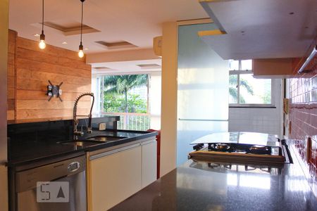 Cozinha de apartamento para alugar com 2 quartos, 88m² em Barra da Tijuca, Rio de Janeiro