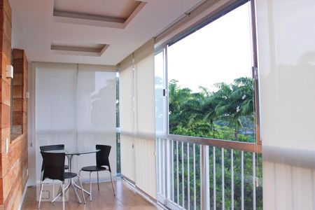Varanda de apartamento para alugar com 2 quartos, 88m² em Barra da Tijuca, Rio de Janeiro