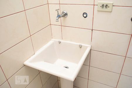 Casa à venda com 86m², 2 quartos e 2 vagasÁREA DE SERVIÇO