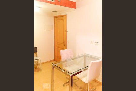 Flat de kitnet/studio à venda com 1 quarto, 30m² em Pinheiros, São Paulo