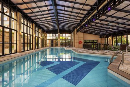 Studio à venda com 30m², 1 quarto e 1 vaga Studio à venda com 30m², 1 quarto e 1 vagaPiscina