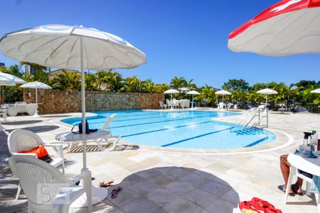 Apartamento à venda com 74m², 2 quartos e 2 vagas Apartamento à venda com 74m², 2 quartos e 2 vagasÁrea comum - Piscina