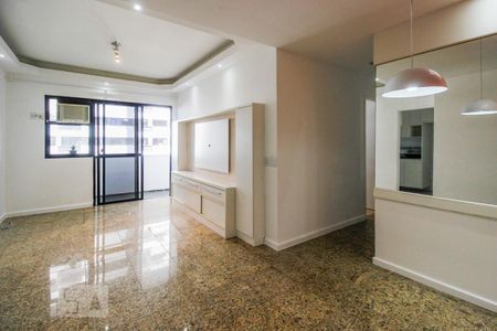 Sala de apartamento à venda com 2 quartos, 74m² em Barra da Tijuca, Rio de Janeiro
