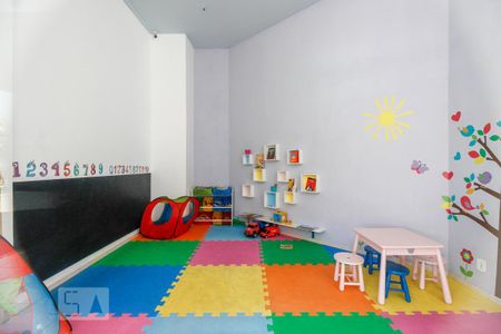 Apartamento à venda com 74m², 2 quartos e 2 vagas Apartamento à venda com 74m², 2 quartos e 2 vagasBrinquedoteca