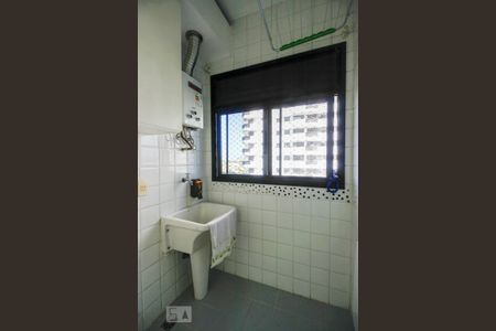 Apartamento à venda com 74m², 2 quartos e 2 vagas Apartamento à venda com 74m², 2 quartos e 2 vagasÁrea de Serviço