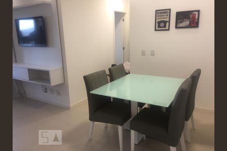 Apartamento para alugar com 80m², 2 quartos e 1 vaga