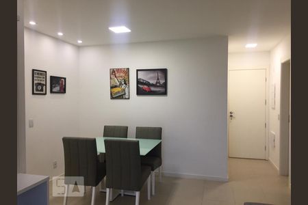Apartamento para alugar com 80m², 2 quartos e 1 vaga