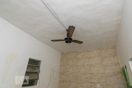 Sala - Ventilador de casa à venda com 2 quartos, 70m² em Olaria, Rio de Janeiro