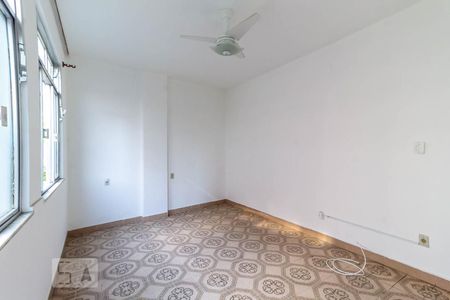 Apartamento para alugar com 66m², 2 quartos e sem vaga Apartamento para alugar com 66m², 2 quartos e sem vagaSala