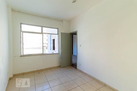Apartamento para alugar com 66m², 2 quartos e sem vaga Apartamento para alugar com 66m², 2 quartos e sem vagaQuarto 2