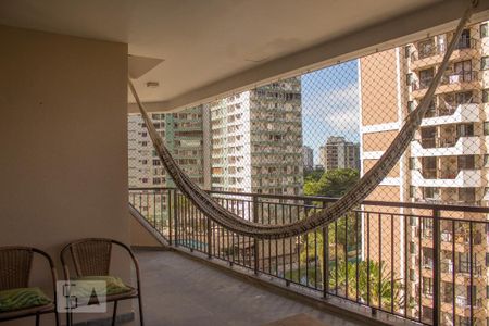 Apartamento para alugar com 108m², 2 quartos e 1 vaga Apartamento para alugar com 108m², 2 quartos e 1 vagaVaranda da Sala