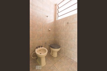 Banheiro de apartamento à venda com 2 quartos, 64m² em Santana, São Paulo